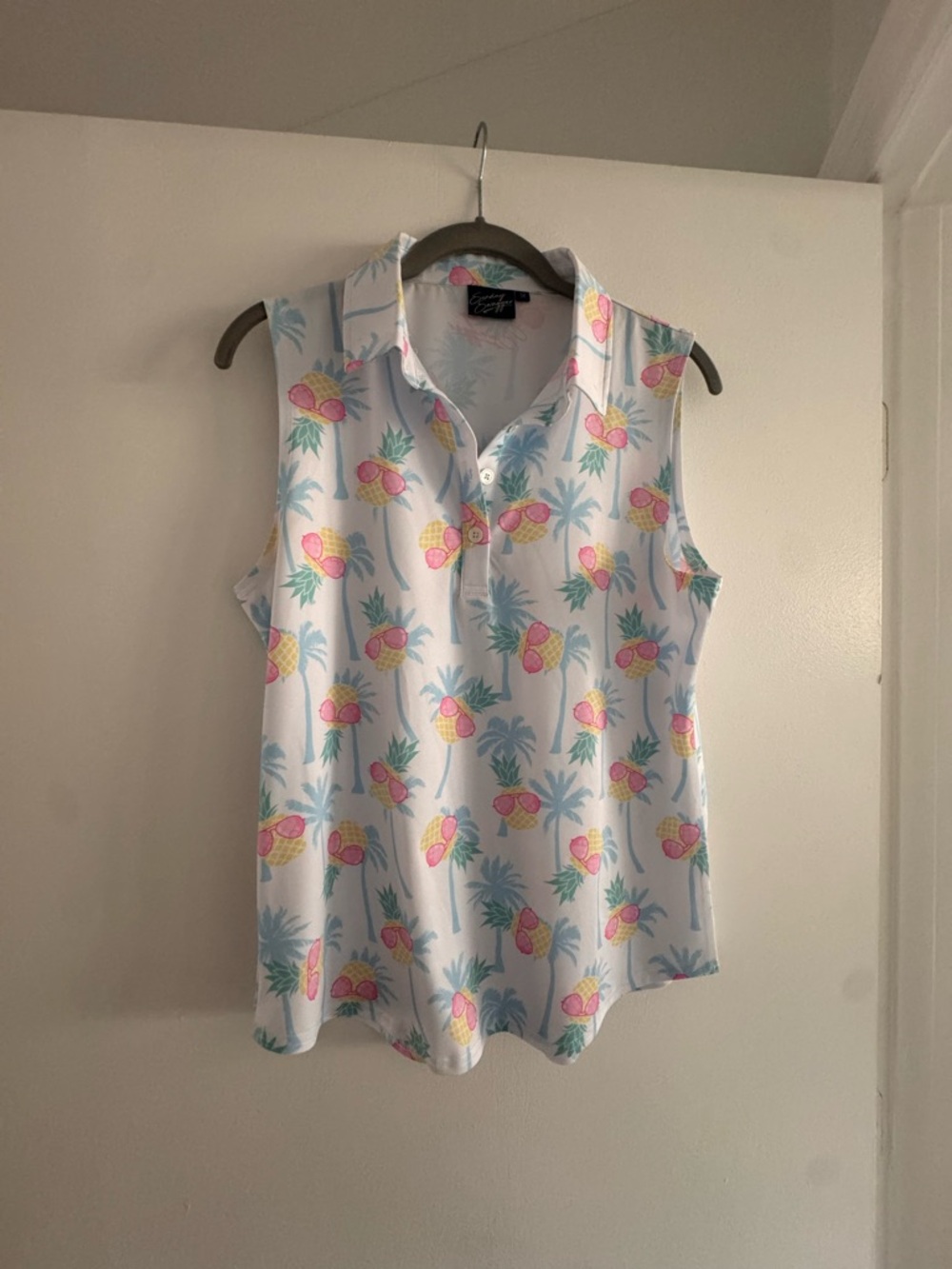 Sunday Swagger Women’s Golf Tank - Palm Print - Medium